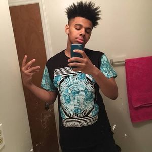 Meet your Posher, Justin